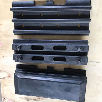 攤鋪機(jī)履帶板400長(zhǎng)分體總成#2249777